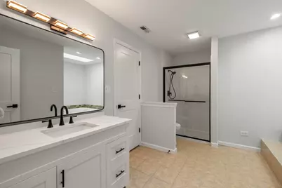 1824 Portsmouth Drive #C, Lisle, IL 60532 - Photo 14