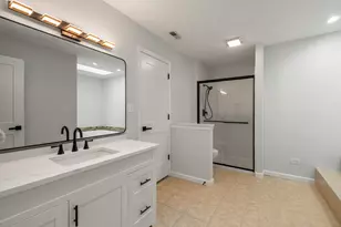 1824 Portsmouth Dr, Lisle, IL 60532 - Photo 14