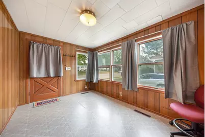 550 W Henry Street, Kankakee, IL 60901 - Photo 2