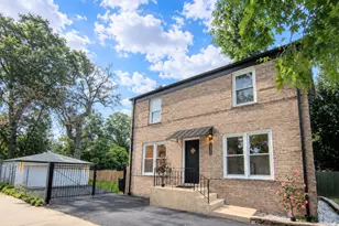 9637 S Wood St, Chicago, IL 60643 - Photo 4