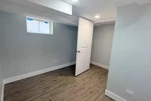 8117 S Michigan Ave, Chicago, IL 60619 - Photo 16