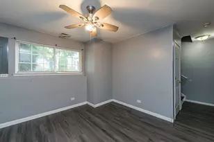1927 Freedom Ct, Zion, IL 60099 - Photo 28