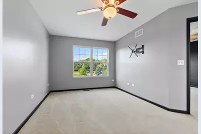 1389 S Alder Creek Court, Romeoville, IL 60446 - Photo 16
