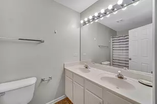673 E Fountainview Dr, Mundelein, IL 60060 - Photo 14