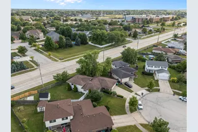 17055 Hickory Court, Orland Hills, IL 60487 - Photo 4