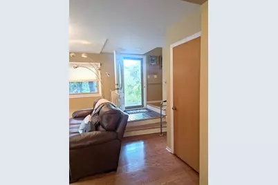 90 N Dee Road #90, Park Ridge, IL 60068 - Photo 4