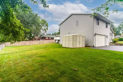 214 Millard Avenue, Fox River Grove, IL 60021 - Photo 38