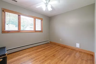 214 Millard Avenue, Fox River Grove, IL 60021 - Photo 16
