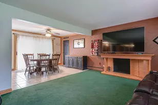 214 Millard Ave, Fox River Grove, IL 60021 - Photo 6