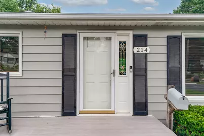 214 Millard Avenue, Fox River Grove, IL 60021 - Photo 2