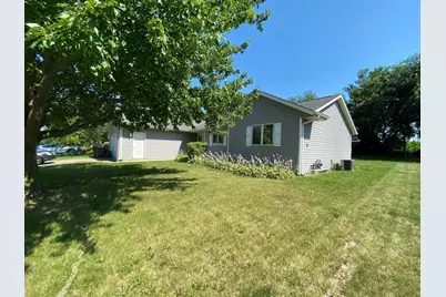 501 Hawkins Drive, Winnebago, IL 61088 - Photo 2