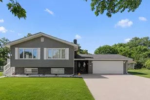 1115 191st St, Homewood, IL 60430 - Photo 2