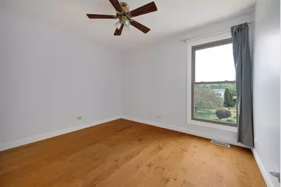 369 Cedar Tree Court, Hoffman Estates, IL 60169 - Photo 14