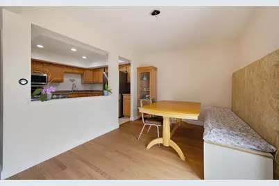 369 Cedar Tree Court, Hoffman Estates, IL 60169 - Photo 6