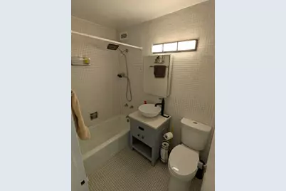 1700 E 56th Street #2004, Chicago, IL 60637 - Photo 8