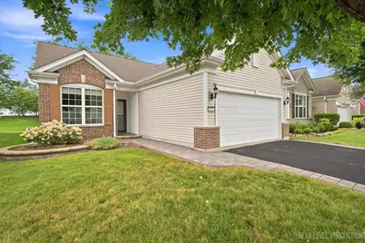 2853 Cascade Falls Circle, Elgin, IL 60124 - Photo 1