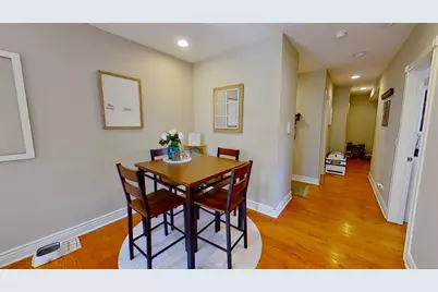 6300 N Rockwell Street #A3, Chicago, IL 60659 - Photo 4