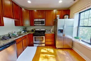 6300 N Rockwell St, Chicago, IL 60659 - Photo 6