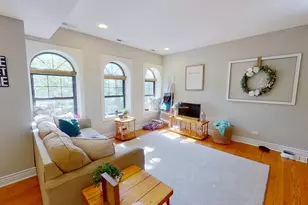 6300 N Rockwell St, Chicago, IL 60659 - Photo 2