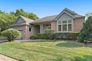 531 Vintage Dr, Lake in the Hills, IL 60156 - Photo 1