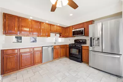 1320 Burns Drive, Elgin, IL 60120 - Photo 8