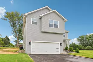 1081 Northwestern Ave, Gurnee, IL 60031 - Photo 2