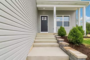 1081 Northwestern Ave, Gurnee, IL 60031 - Photo 4