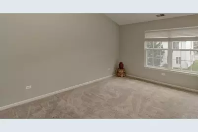 2607 Sheehan Court #201, Naperville, IL 60564 - Photo 8
