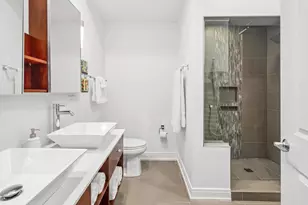 4303 N Kenmore Ave, Chicago, IL 60613 - Photo 10