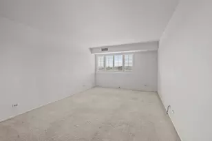 701 Forum Square, Glenview, IL 60025 - Photo 8