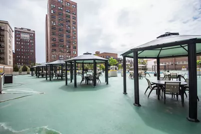 525 W Hawthorne Place #1907, Chicago, IL 60657 - Photo 12