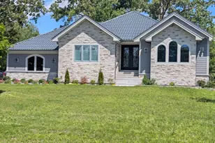 8316 Redtail Dr, Lakewood, IL 60014 - Photo 1