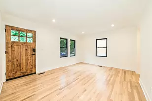 7111 N Mason Ave, Chicago, IL 60646 - Photo 4