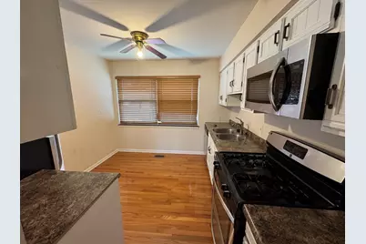 1990 Brookside Drive, Hoffman Estates, IL 60169 - Photo 2