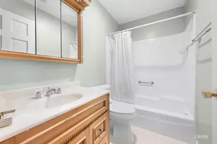 309 Thistle Dr, Bolingbrook, IL 60490 - Photo 16
