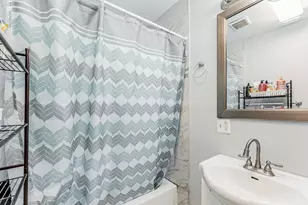 7553 S St Lawrence Ave, Chicago, IL 60619 - Photo 12