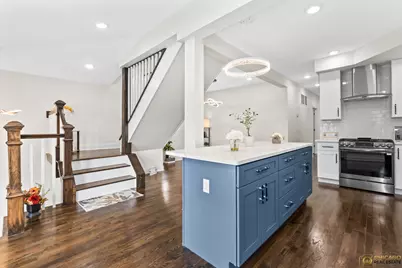 4656 N Leamington Avenue, Chicago, IL 60630 - Photo 10