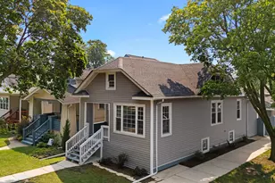 4656 N Leamington Ave, Chicago, IL 60630 - Photo 2