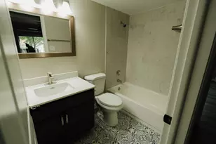 6034 N Wolcott Ave, Chicago, IL 60660 - Photo 12
