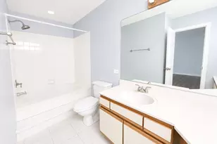 130 Park Ridge Ct, Aurora, IL 60504 - Photo 10