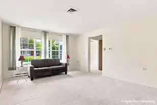 7404 Crest Hill Ct, Fox Lake, IL 60020 - Photo 12