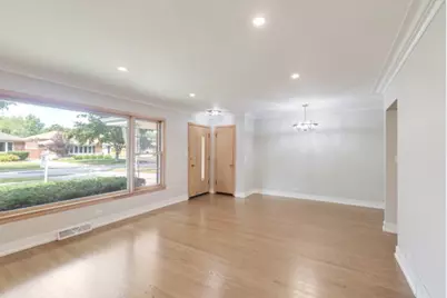 917 Community Drive, La Grange Park, IL 60526 - Photo 4