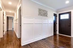 525 Bunning Dr, Downers Grove, IL 60516 - Photo 4