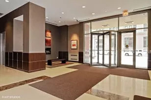 200 N Jefferson St, Chicago, IL 60661 - Photo 2