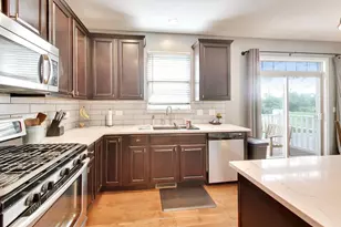 0N092 Forsythe Ct, Winfield, IL 60190 - Photo 8