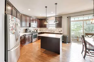 0N092 Forsythe Ct, Winfield, IL 60190 - Photo 6