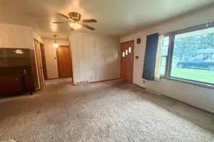 [Address not provided], Forrest, IL 61741 - Photo 4