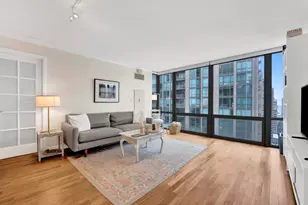 2 E Erie St, Chicago, IL 60611 - Photo 10