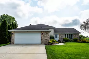 2770 Kingsway Ave, New Lenox, IL 60451 - Photo 4