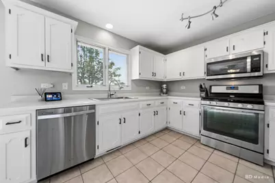 2770 Kingsway Avenue, New Lenox, IL 60451 - Photo 10